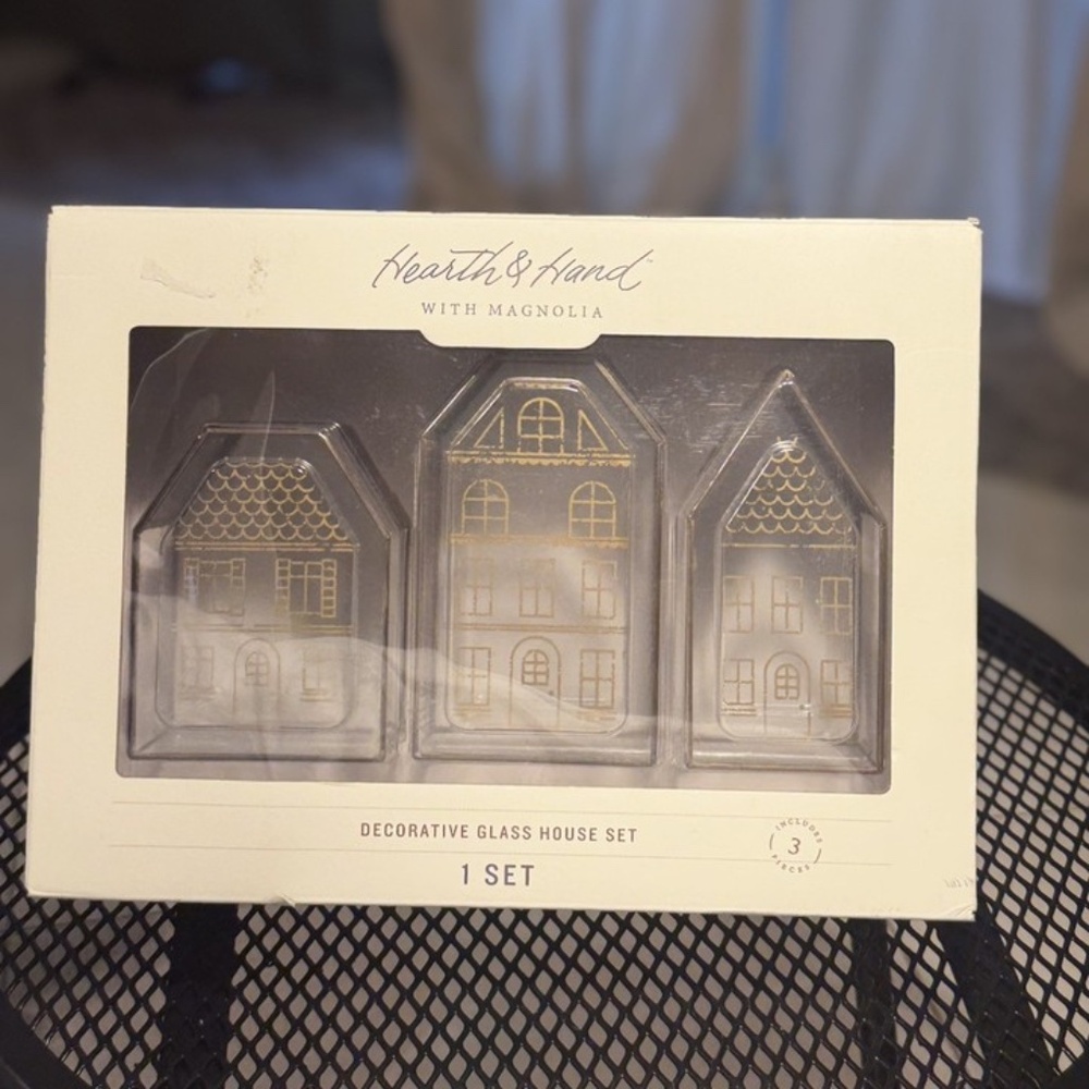 Hearth & Hand with Magnolia Decorative Glass House Set 3-Pieces – New In Box – D